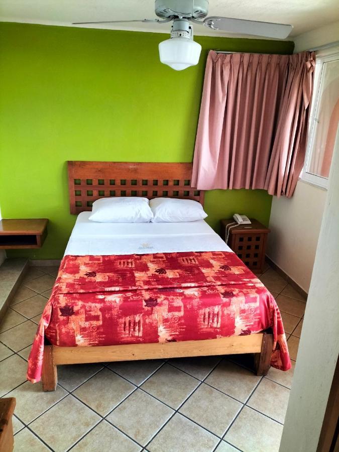 Hotel Real Santa Maria Cuernavaca Bagian luar foto