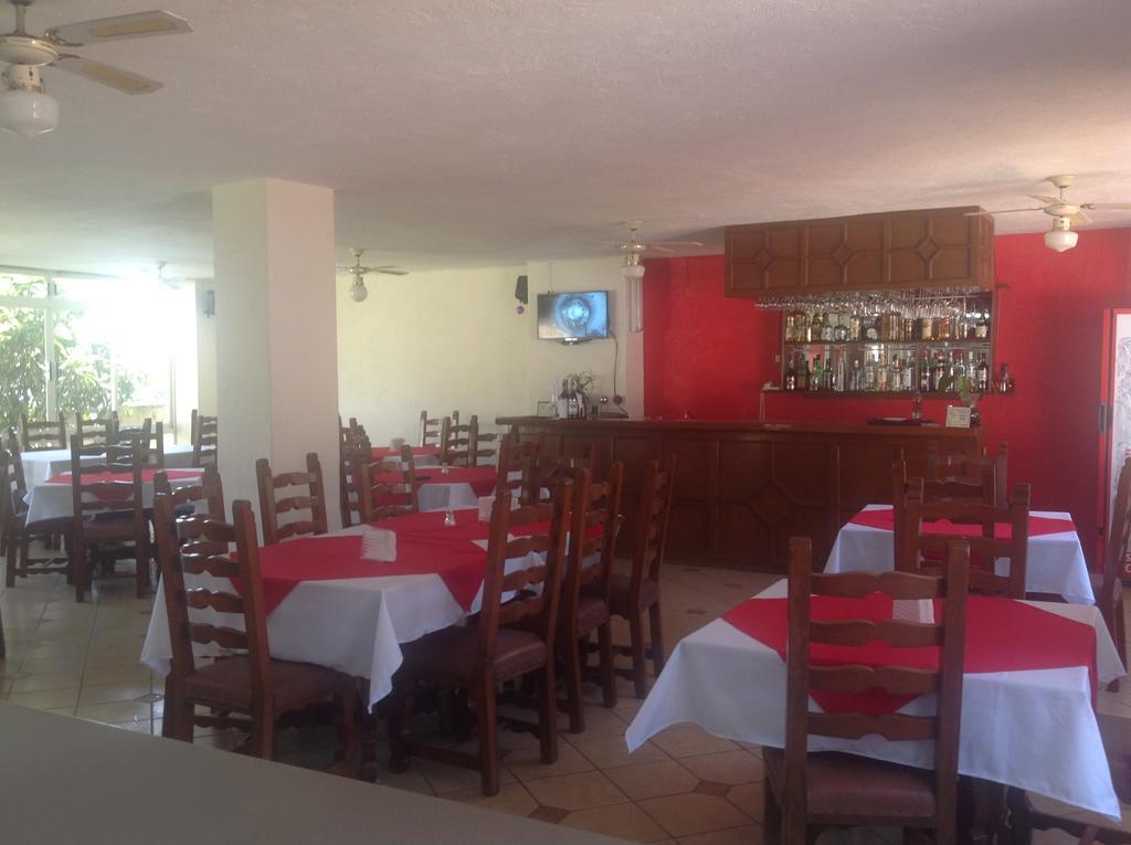 Hotel Real Santa Maria Cuernavaca Bagian luar foto